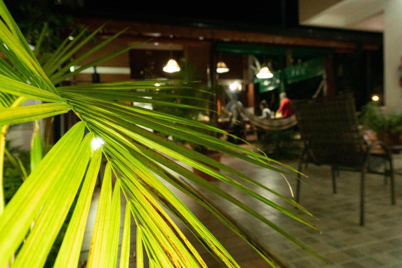 Managua Apart Hotel Puerto Iguazú Eksteriør billede