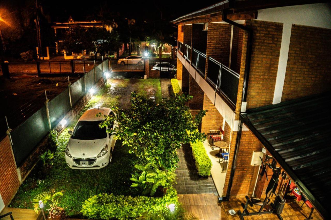 Managua Apart Hotel Puerto Iguazú Eksteriør billede