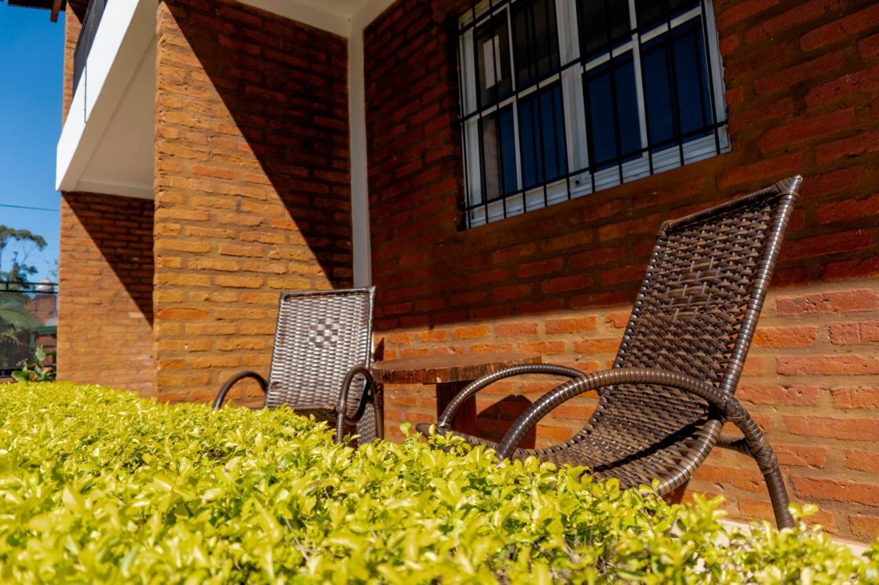 Managua Apart Hotel Puerto Iguazú Eksteriør billede